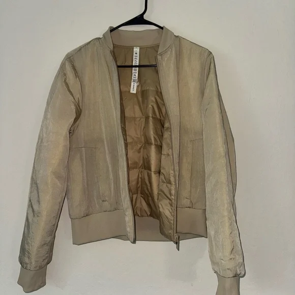 Lululemon Reversible Bomber Jacket - Picture 3 of 6